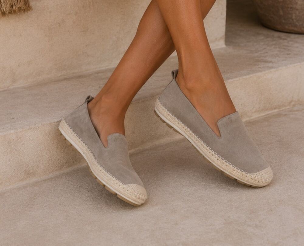 Blondo Grey Suede Leather Slip On Espadrille Flats Womens 8.5 Beachy Casual Shoe